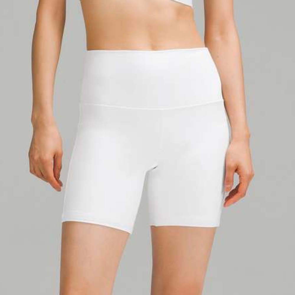Lululemon Align High Rise Short 6" - Size 8 - White